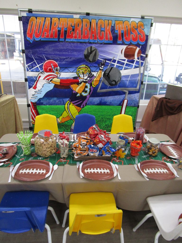 Quarterback Toss RentalWorld