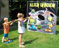alien invasion carnival game