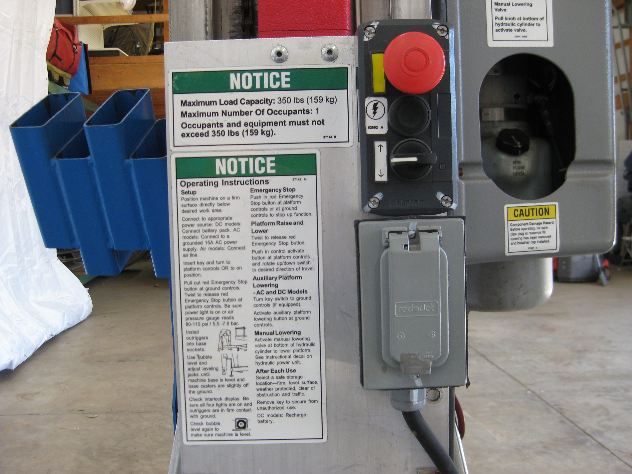 Lift - Genie 30’ Personnel Model AWP™-30S - Image 6