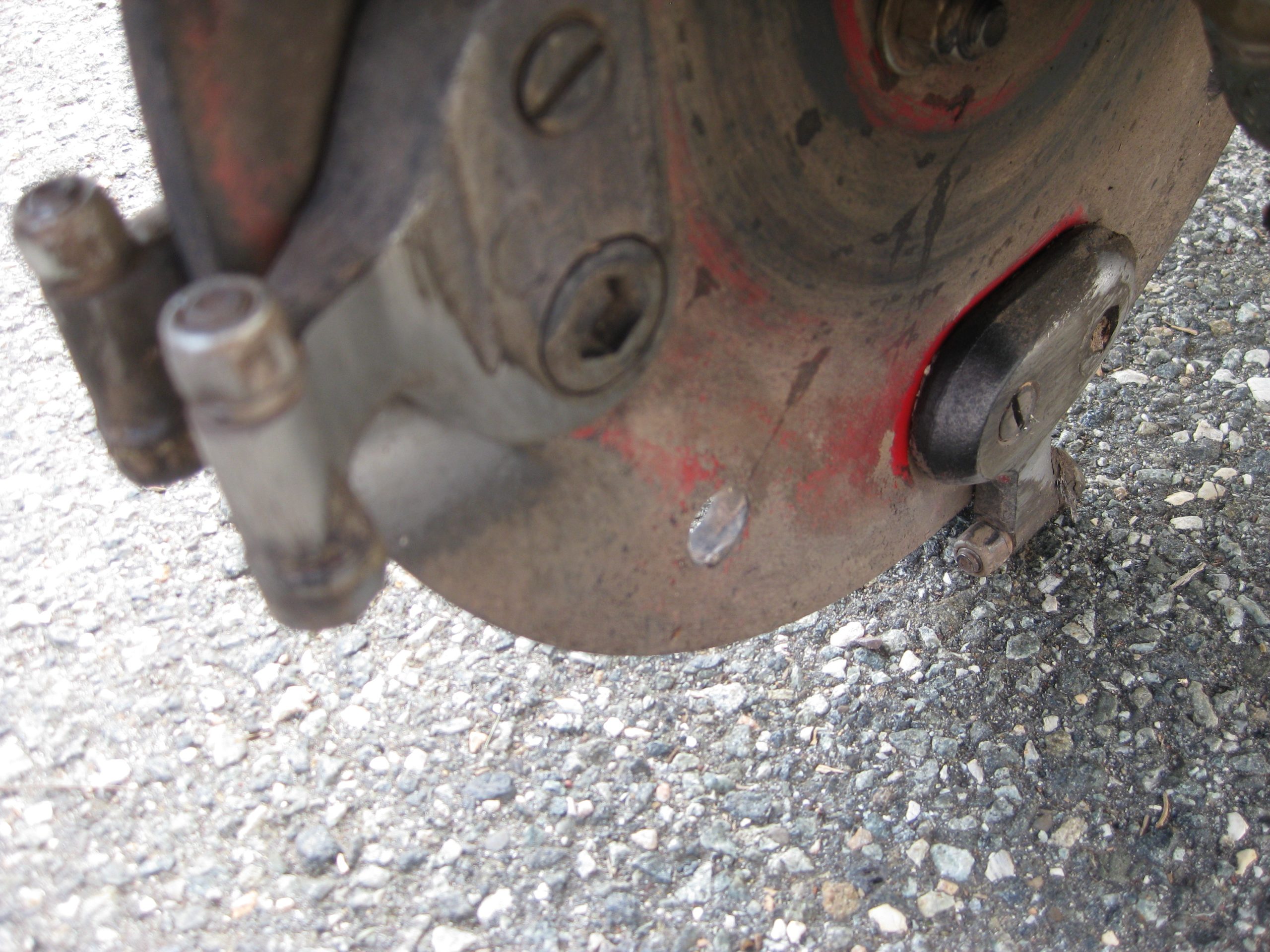 Stump Grinder: 13 HP Engine - Image 6