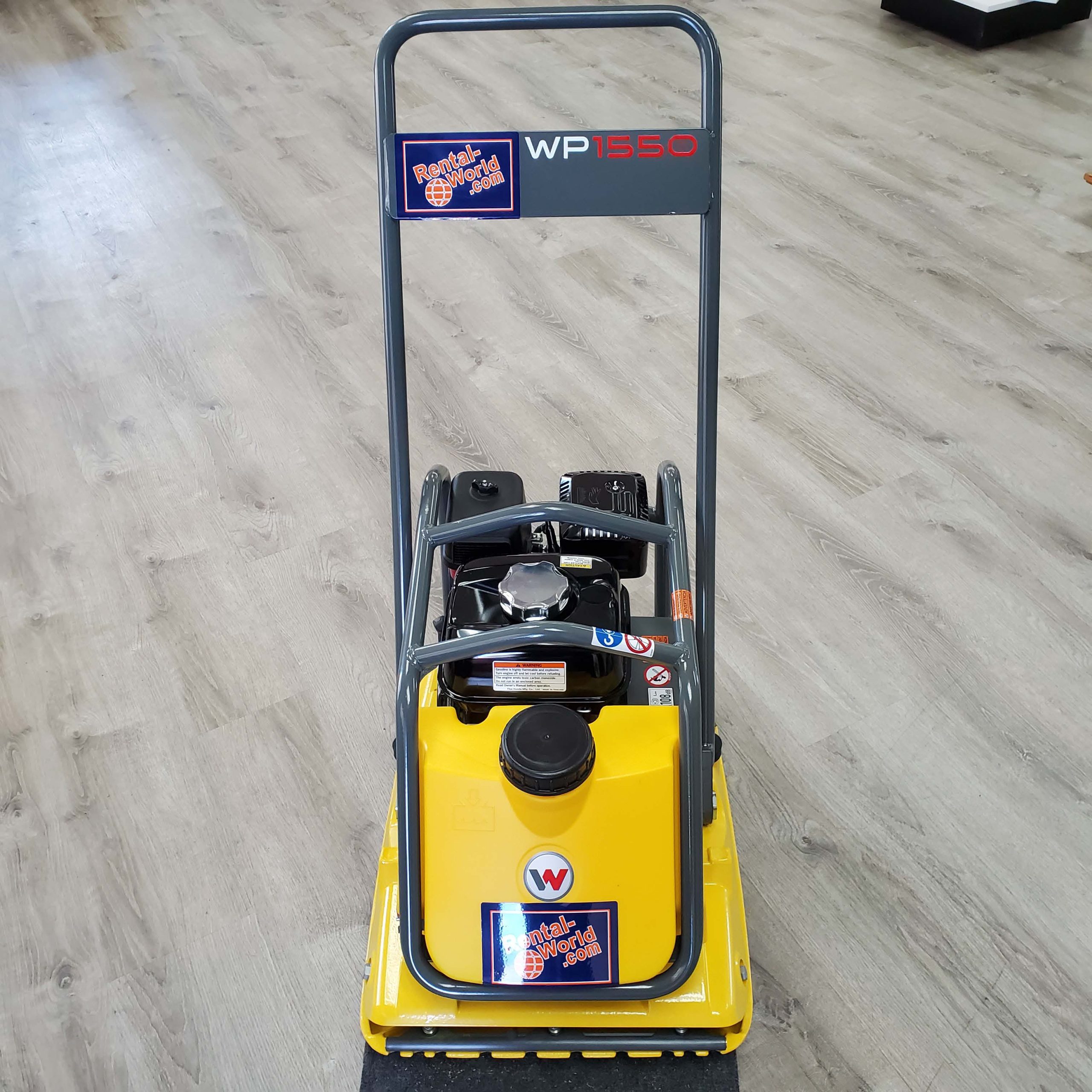 Compactor 20" X 22" - Vibratory Plate with Water Tank - Image 2