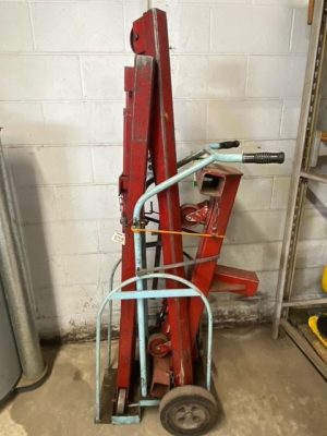 Breakdown Engine Hoists