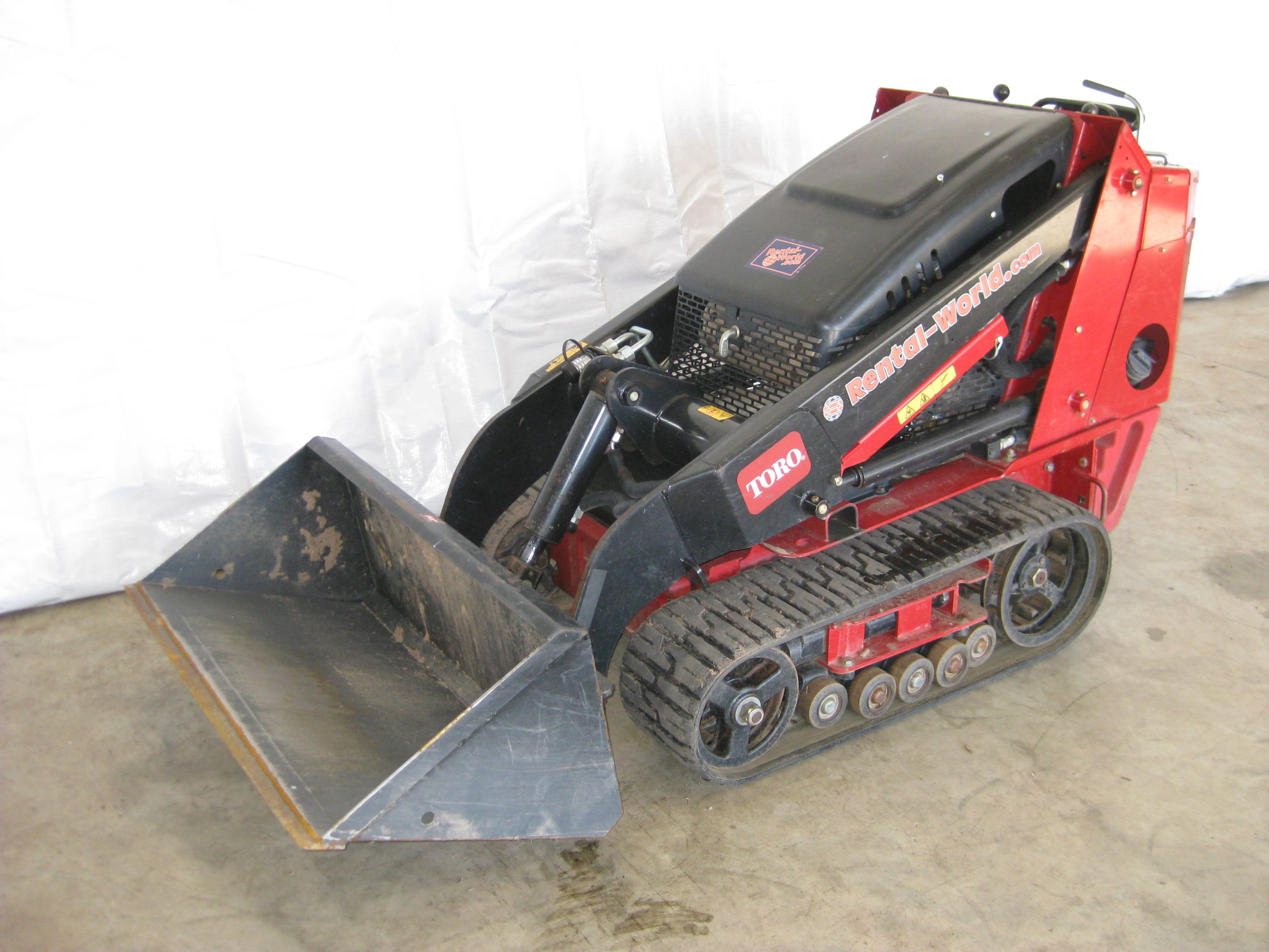 Loader / Tractor - Tracked Dingo TX427 with 36" - 42" Bucket - Image 9