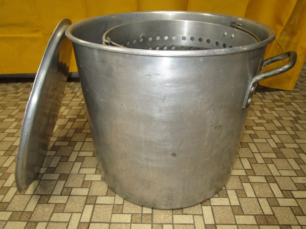 Clam Steamer Pot 55 Quart RentalWorld