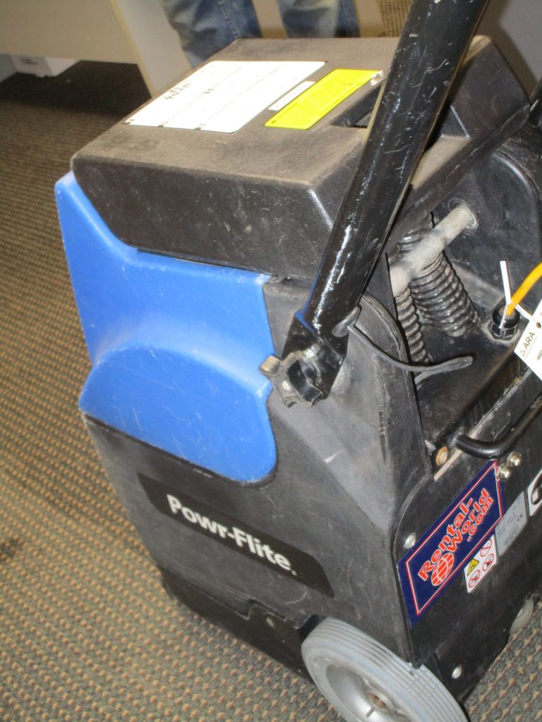 Carpet Shampooer Water Extraction RentalWorld