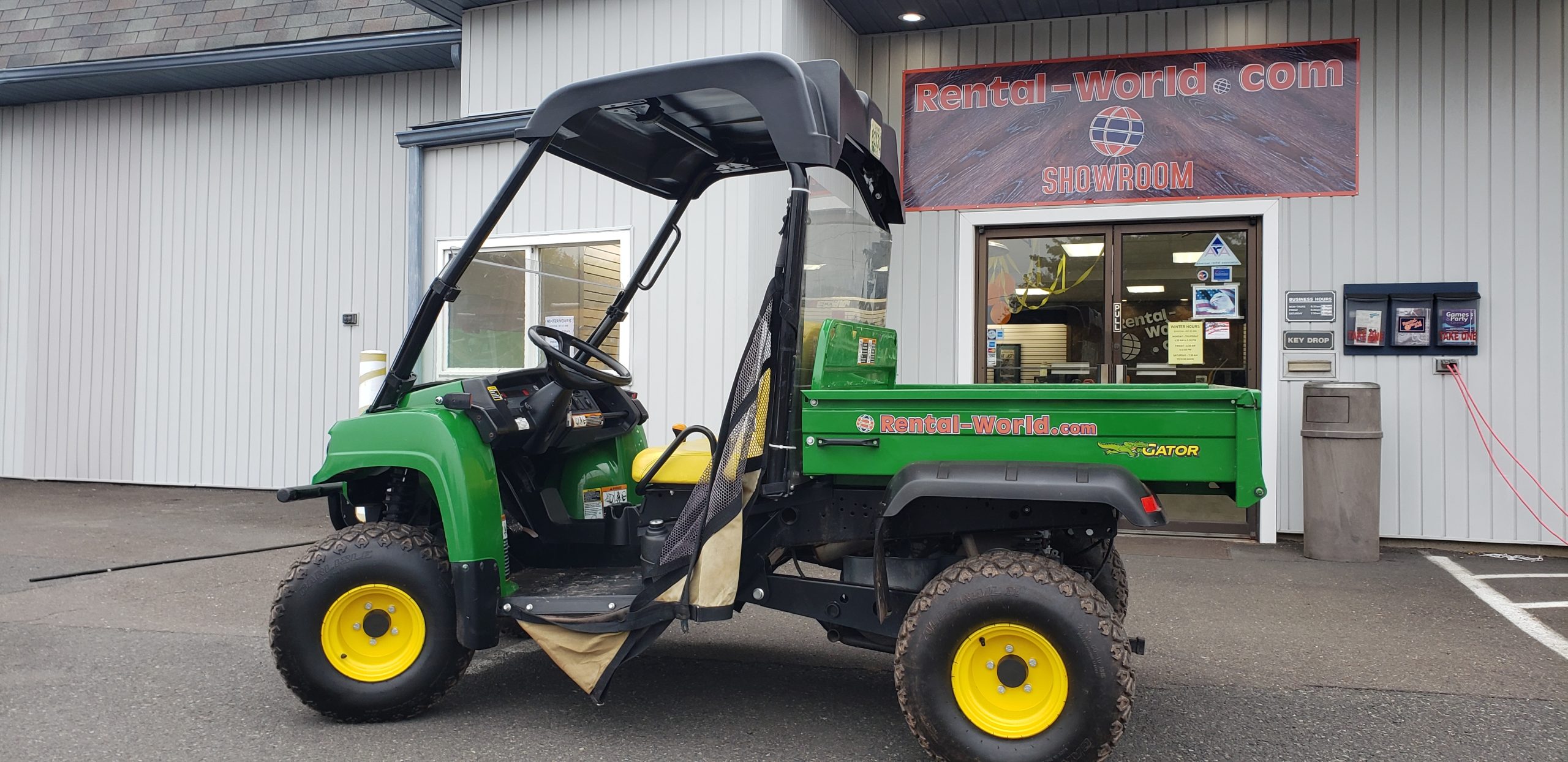John Deere Gator