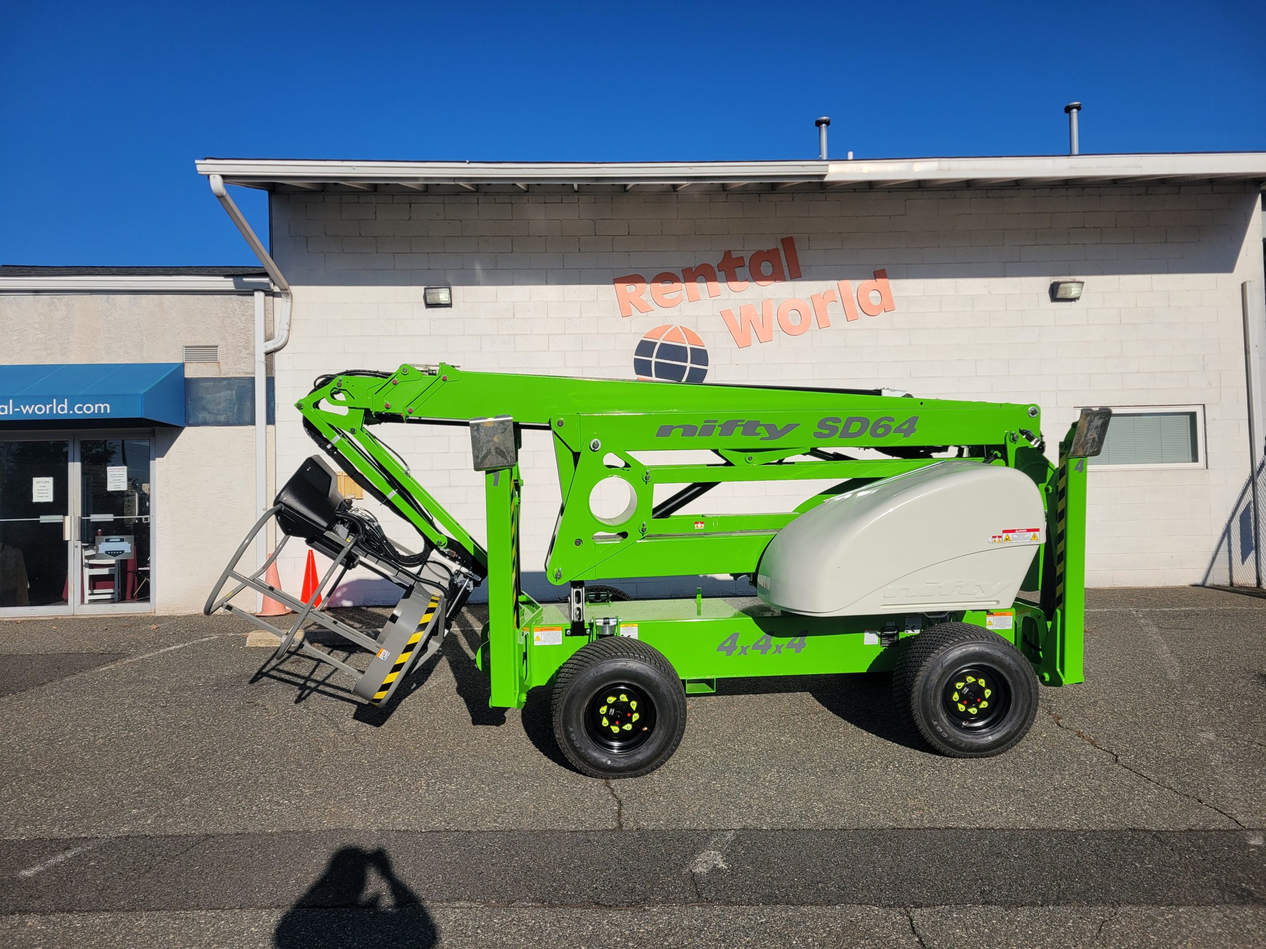 Lift 70' Bucket Nifty SD64 4x4x4 - Image 4