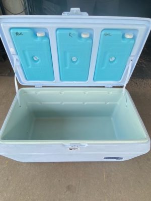 Cooler - Medium Ice Chest 80QT